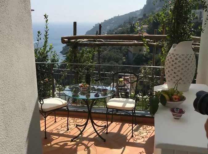 Alojamento de Acomodação e Pequeno-almoço Viviani Amalfi