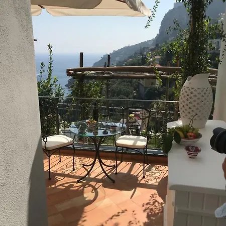 לינה וארוחת בוקר Viviani אמאלפי